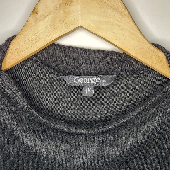 Winter/Fall Long Sleeve George Extra Small Dress - Picture 3 of 3